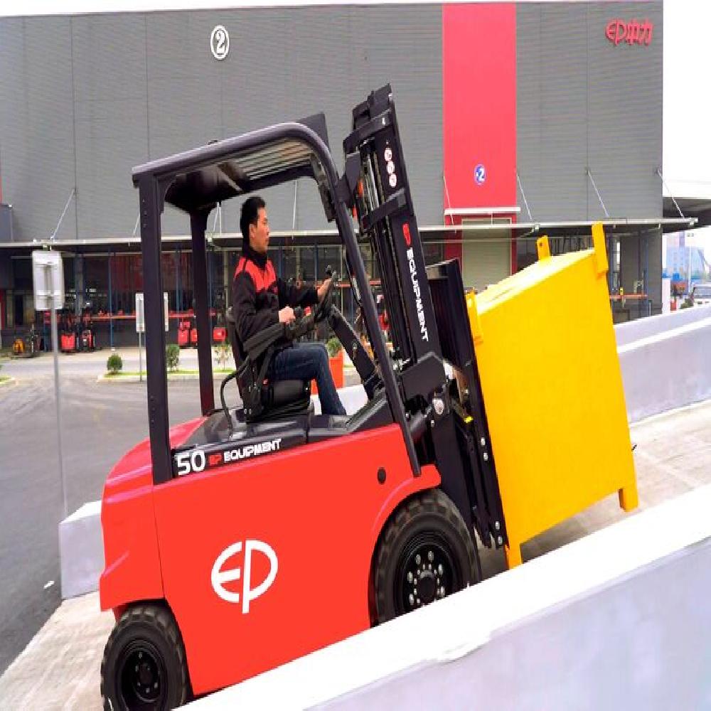 Montacargas Eléctrico CPD50L1